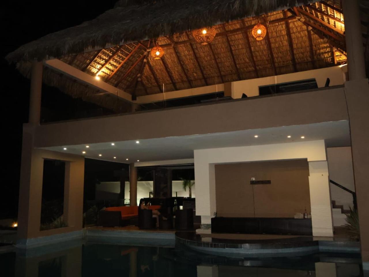 Pacific King Hotel Cuatunalco Extérieur photo