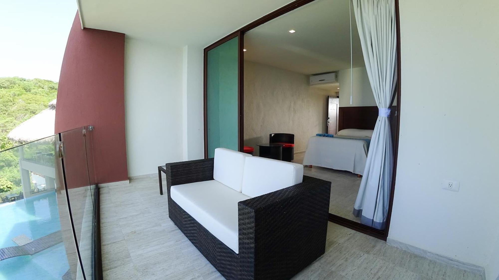 Pacific King Hotel Cuatunalco Extérieur photo